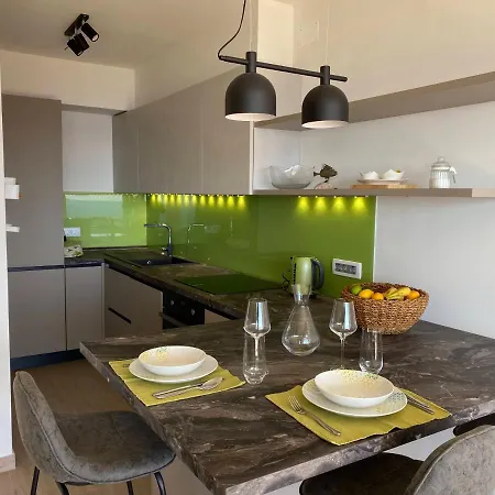 Drenova Hills * リエカ