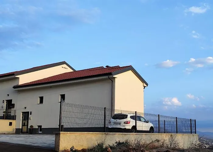 Drenova Hills Διαμέρισμα *